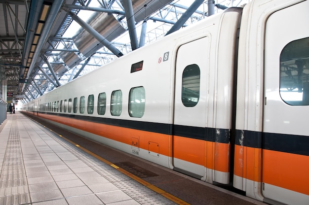 Carruagem de trem de alta velocidade de Taiwan