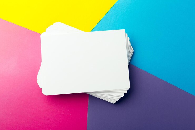 Foto cartão de visita em branco sobre fundo abstrato colorido