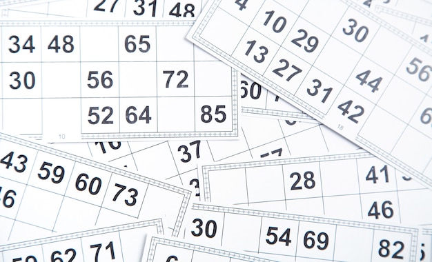 Cartas de jogos de loteria. Números fundo branco