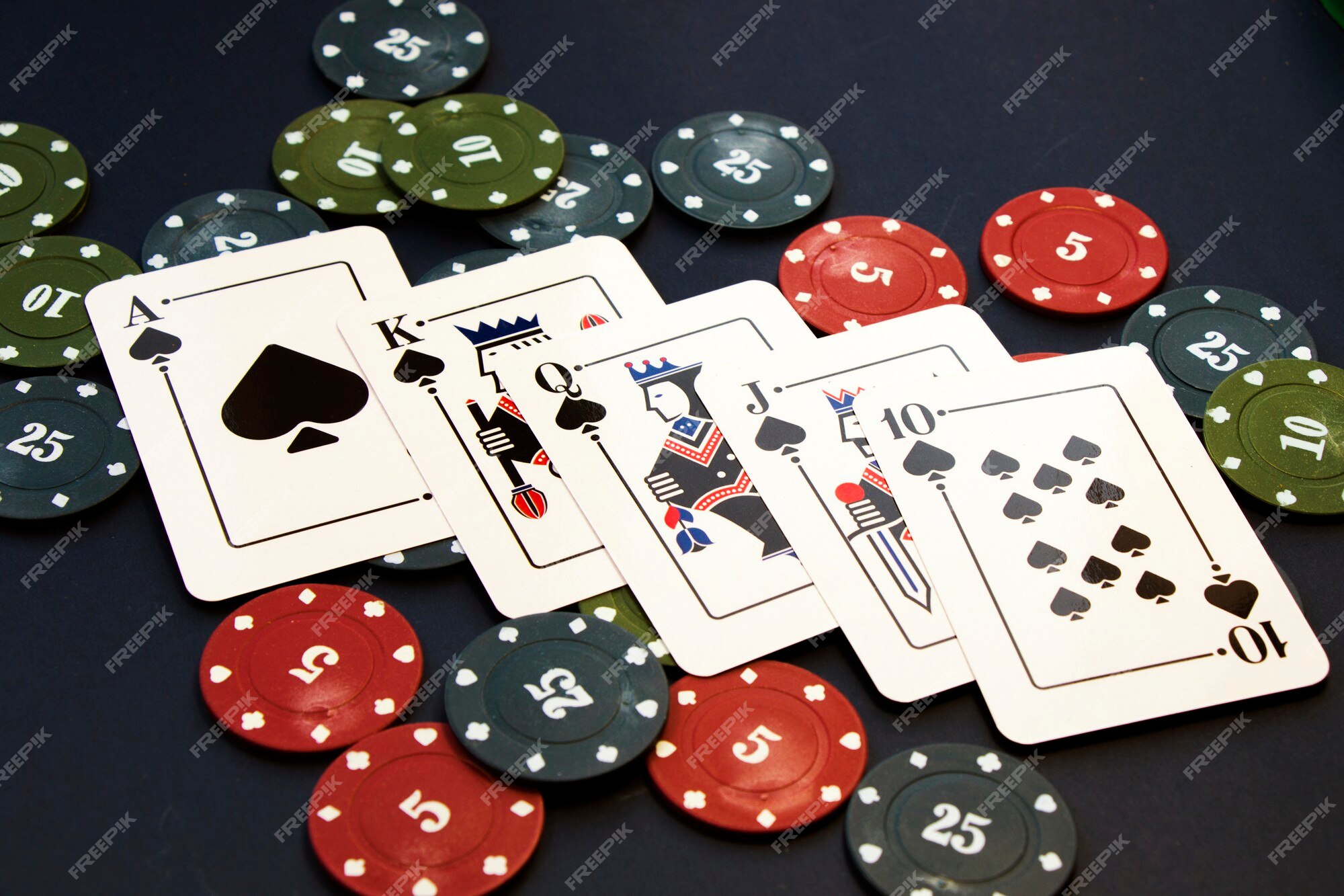 Cartas royal flush. jogo de cartas, cartas na mesa. poker e blackjack,  cartas de jogar.