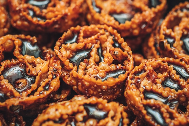 Cartellate, una deliciosa pastelería tradicional de Puglia, llena de jarabe de higo