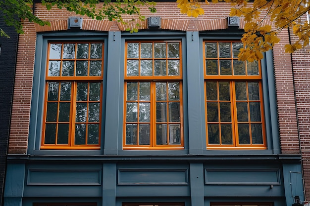 Casa de Ámsterdam con ventanas