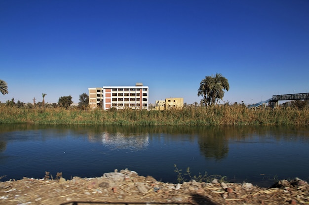 Casa árabe en la ciudad de El Minya, Egipto