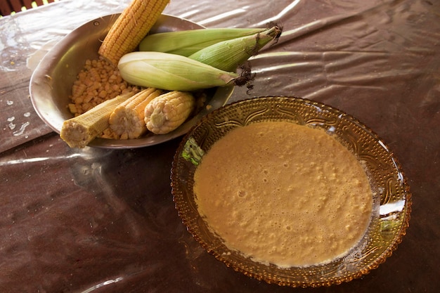 Casa brasileira feita de doce de milho chamado Pamonha