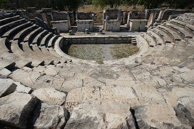 Casa del consejo de Bouleuterion en la ciudad antigua de Afrodisias en Aydin Turkiye