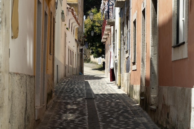 Casa de rua da cidade velha de Lisboa
