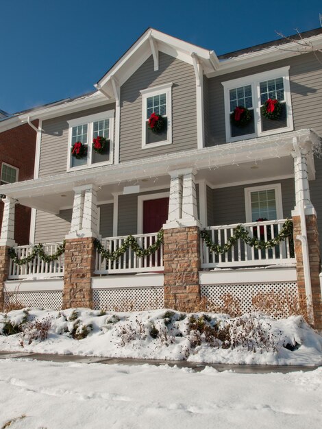 Casa decorada para férias de inverno.