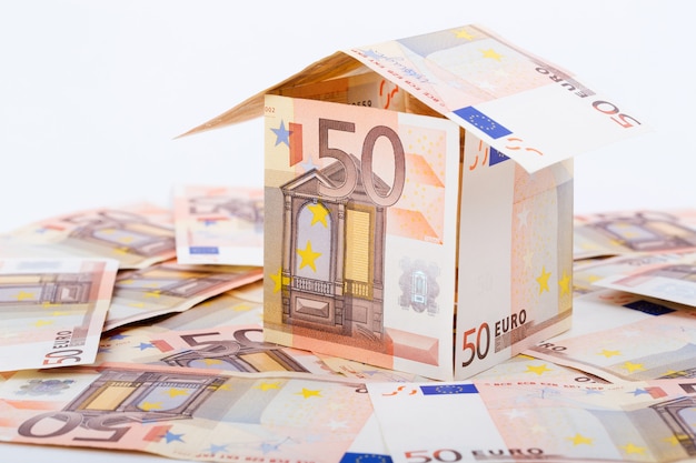 Casa con dinero europeo