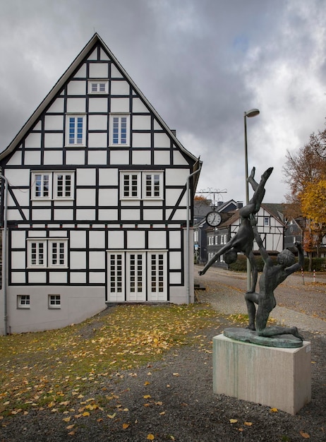 casa de entramado de madera en el casco antiguo de alemania