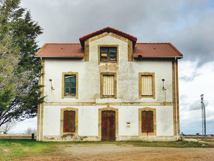 Foto casa no campo contra o céu