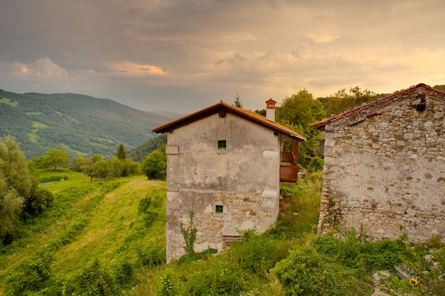 Casa de piedra en el valle de Soca.