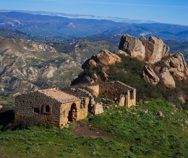 Casa rural na zona rural da Sicília