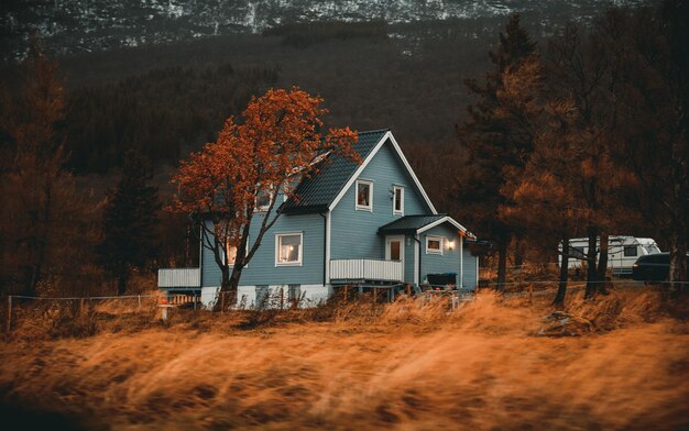 Casa tradicional de madera de Noruega