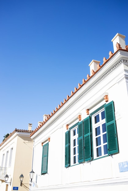 casa velha na cidade do país insular.