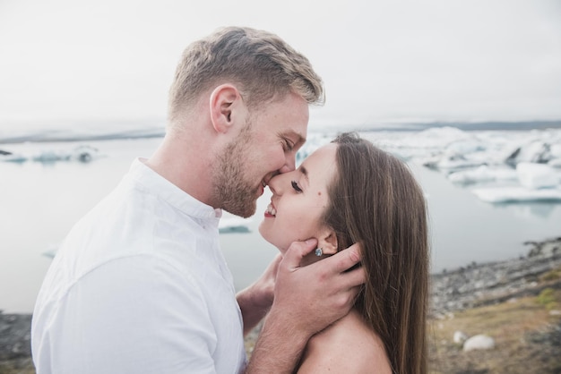 casal na Islândia