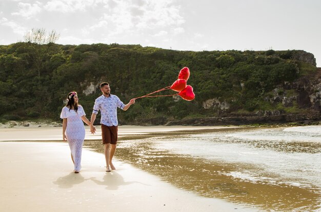 Casal pré-casamento e paisagem incrível