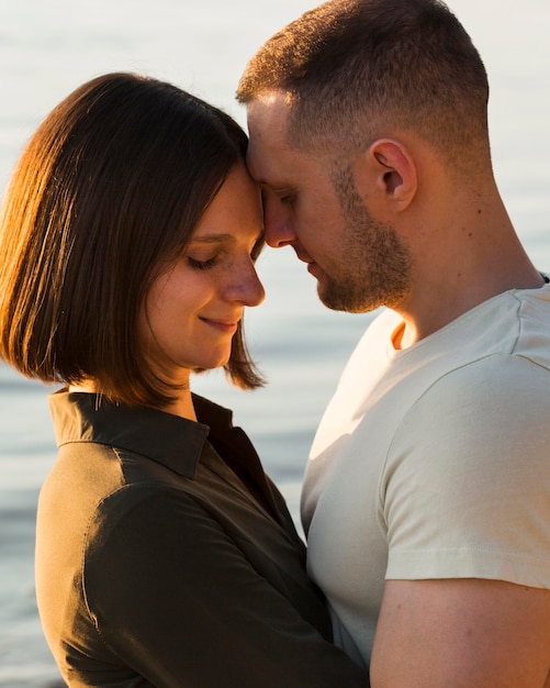 Foto casal romântico fofo close-up