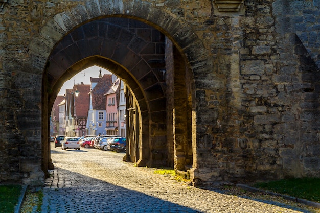 Casas antiguas en Rothenburg ob der Tauber, pintoresca ciudad medieval en Alemania, famoso sitio del patrimonio mundial de la cultura de la UNESCO, popular destino de viaje