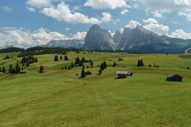 Foto casas en el campo contra el cielo