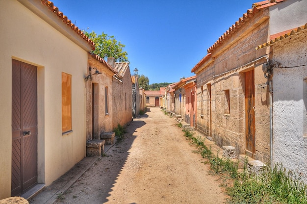 Foto casas contra el cielo