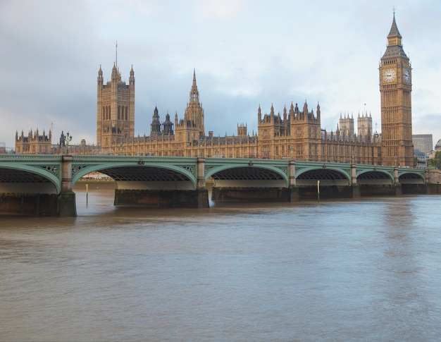 Casas do Parlamento em Londres