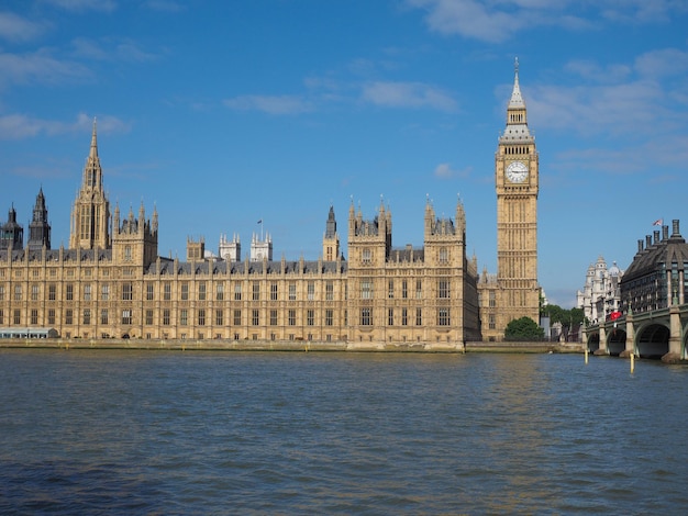 Casas do Parlamento em Londres