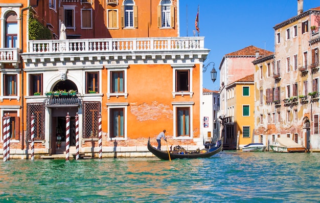 Casas en el Gran Canal de Venecia