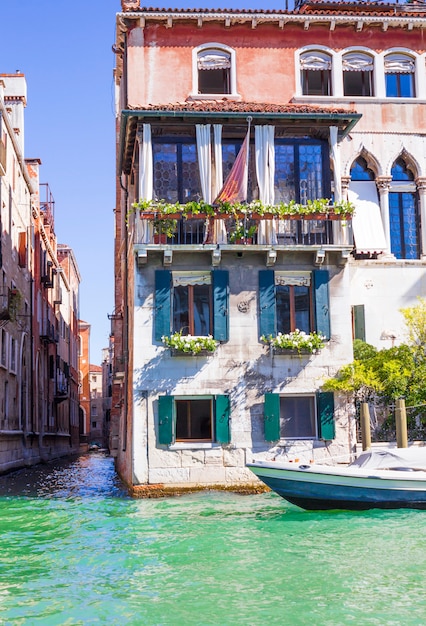 Casas en el Gran Canal de Venecia