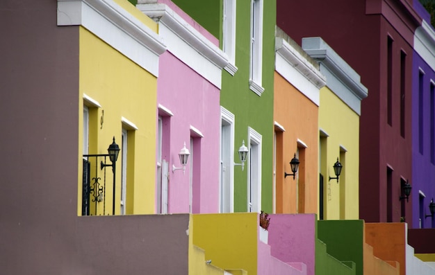 Foto casas multicolores en ciudad del cabo, sudáfrica