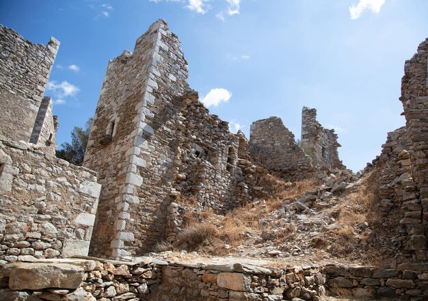 Casas-torre de pedra em Vatheia aldeia de Vathia península de Mani Lacônia Peloponeso Grécia