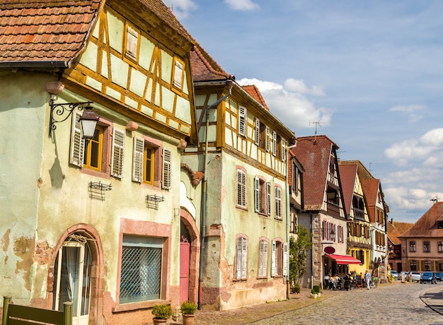 Casas tradicionais de madeira em Bergheim - Alsácia, França