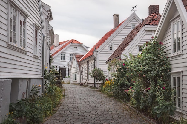 casas tradicionais na cidade velha de Stavanger Noruega