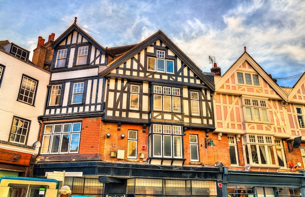 Casas tradicionales inglesas en Canterbury Kent, UK