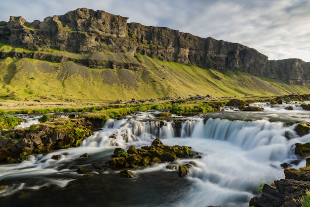 Foto cascada foss en islandia