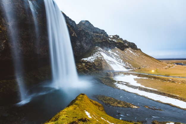 Cascada de Seljalandsfoss en Islandia, larga exposición