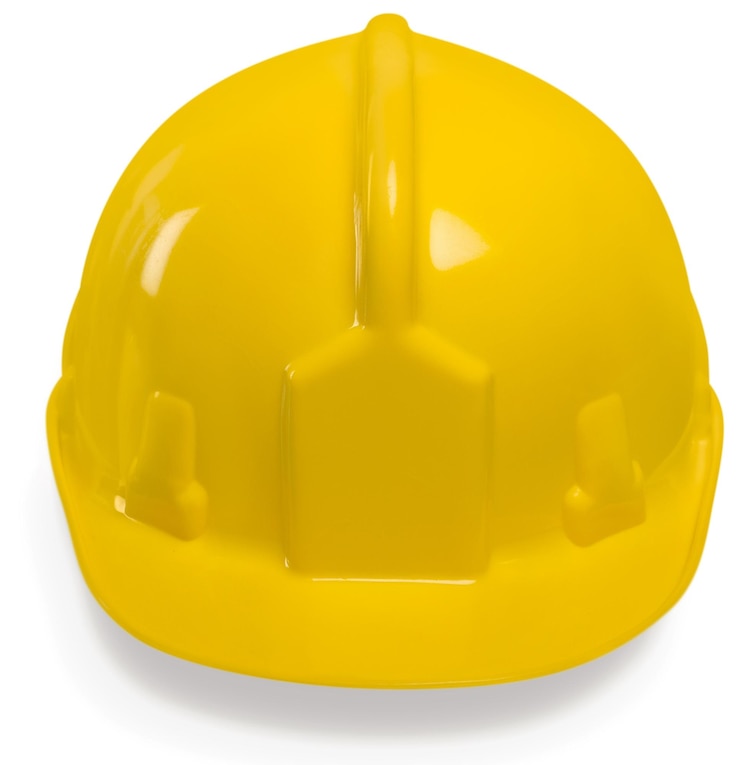 Foto casco amarillo sobre fondo blanco.