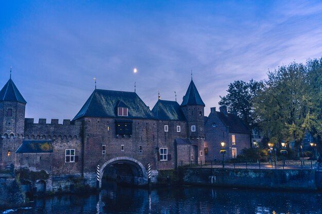 Foto casco antiguo de la ciudad de amersfoort en holanda