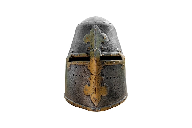 Casco de metal medieval aislado en blanco