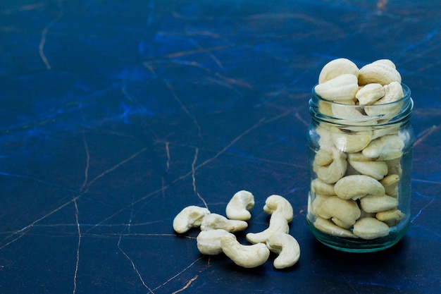 Cashewnüsse im Glas