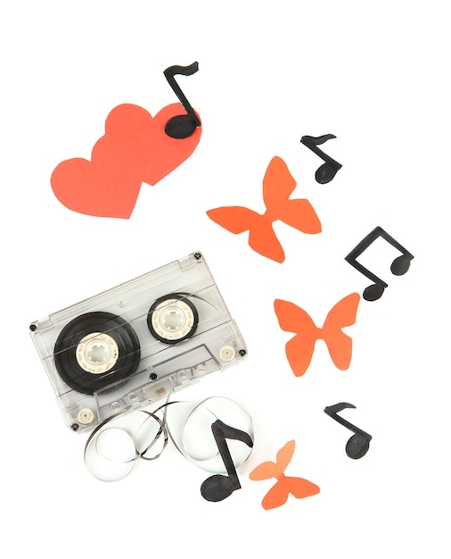 Cassette antiguo aislado en blanco
