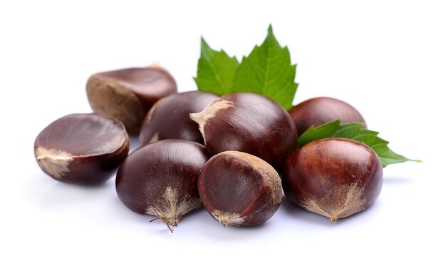 Castanhas com folhas