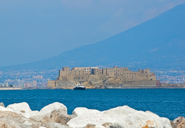 Castel dell&#39;Ovo de Nápoles