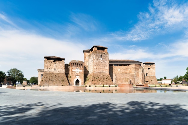 Castel Sismondo em Rimini Itália