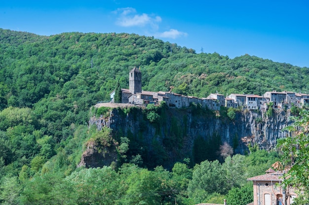 Castellfollit de la Roca Cataluña España