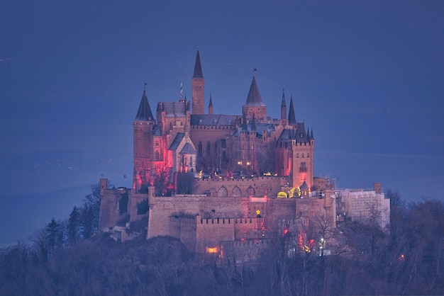 castelo da cidade e ponte de charles