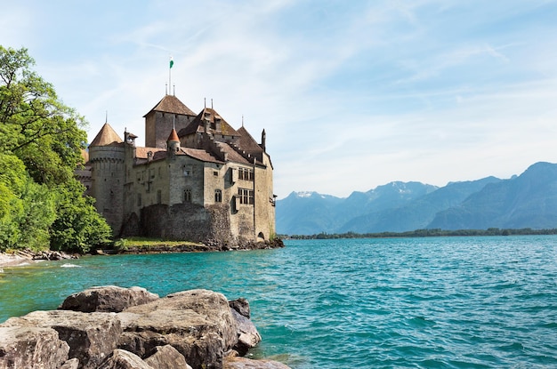 Castelo de Chillon no Lago Genebra