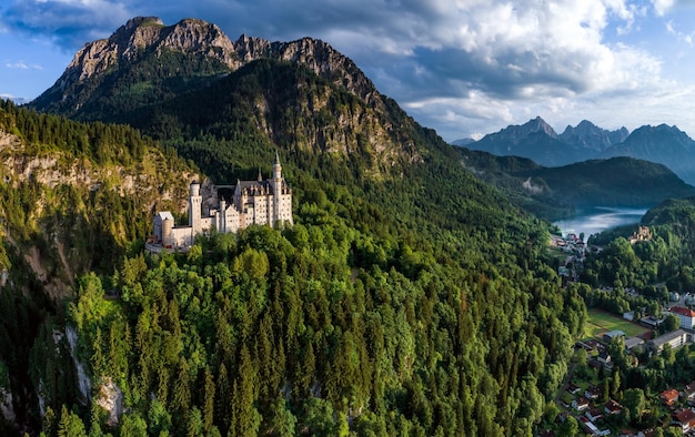 Castelo de neuschwanstein alpes da baviera alemanha