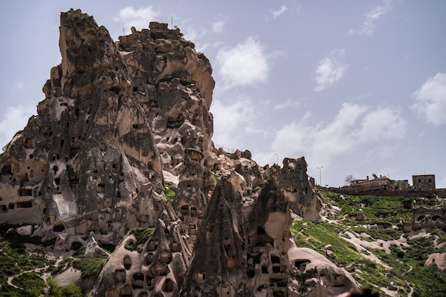 Castelo de uchisar em goreme, cappadocia, turquia.