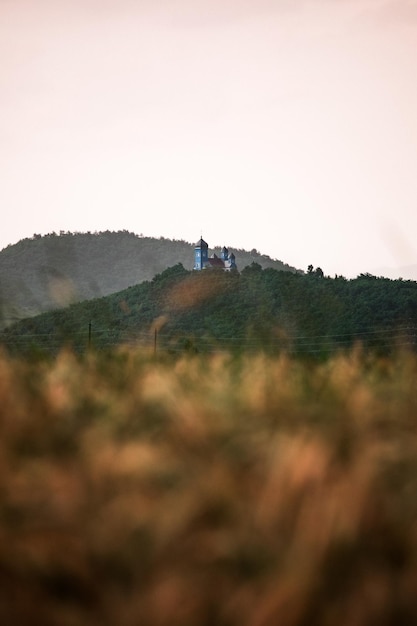 Castelo na montanha