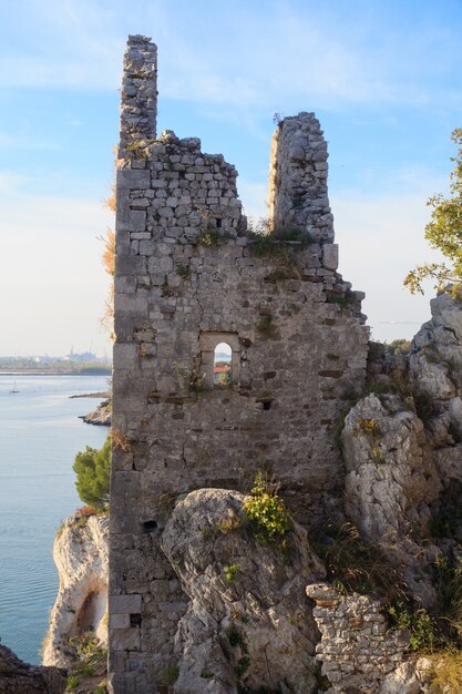 Castelo velho, duino